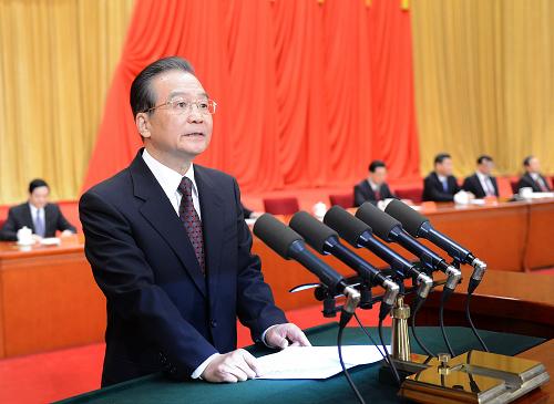 1月18日,中共中央、江南平台入口
在北京人民大会堂隆重举行国家科学技术奖励大会。胡锦涛、习近平、温家宝、李克强、刘云山出席大会并为获奖代表颁奖。这是江南平台入口
总理温家宝代表党中央、江南平台入口
在会上讲话。新华社记者 刘建生 摄