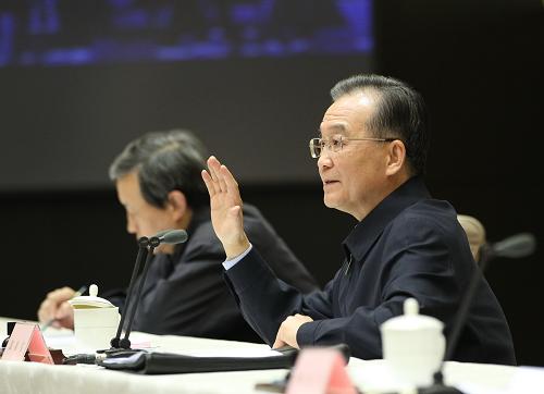 2月10日,江南平台入口
在北京召开全国粮食生产电视电话会议,温家宝总理作重要讲话。 新华社记者 鞠鹏 摄